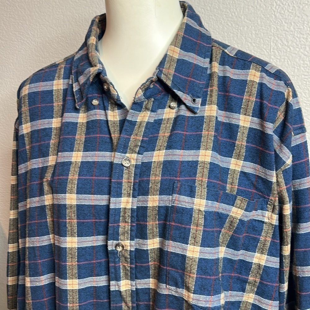 Premier International Men’s XL Flannel Button-Up Shirt – Blue Plaid - Picture 2 of 6